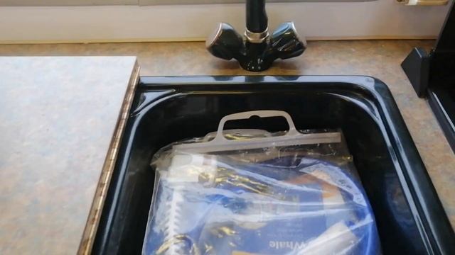 Обзор компактного каравана Swift Abbey 750 кг с душ.кабиной смотреть онлайн