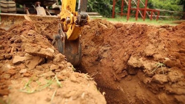 не покупай миниэкскаватор! Посмотри сравнение с YANMAR