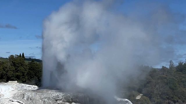 Назад в прошлое. Вакареварева - деревня Маори. смотреть онлайн