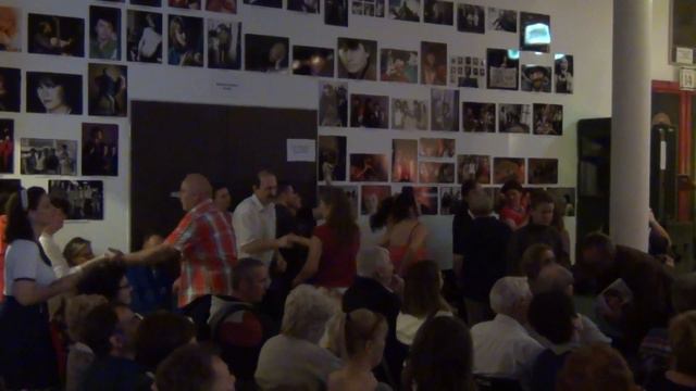 Jailhouse rock - Mester (John Laslo) és a Flying Times смотреть онлайн