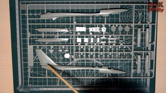 Обзор сборной модели Самолета B-58A "Hustler" от Academy в 1/144. Стендовый моделизм. смотреть онлайн