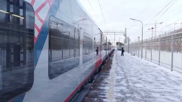 ЭС2Г-036/022 "Ласточка" следует до станции Ленинградский Вокзал. смотреть онлайн