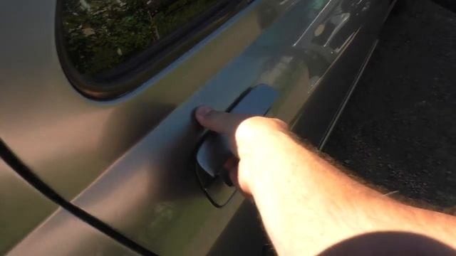 Снятие, перетяжка и установка дверных карт Пежо 406 смотреть онлайн