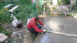 Заливка подушки под памятник установка памятника