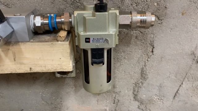 Блок подготовки воздуха фирмы SNS артикул AC3010-03, лучшее решение для покраски и пневмогайковерта смотреть онлайн