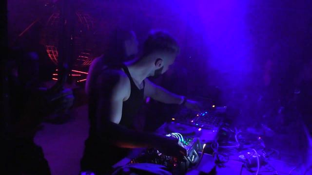 8L (Modular live) @ Techno Room x KONSTRUKT / 17 MAR 2023 смотреть онлайн
