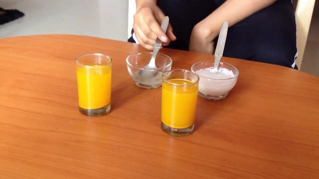 Turmeric Water is a Natural Indicator to detect Acid or Base Science Experiment смотреть онлайн