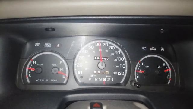 2002 ford crown Victoria 0 - 60 смотреть онлайн