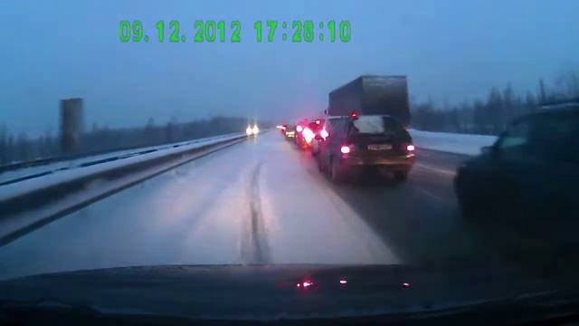 Ушел от столкновения смотреть онлайн