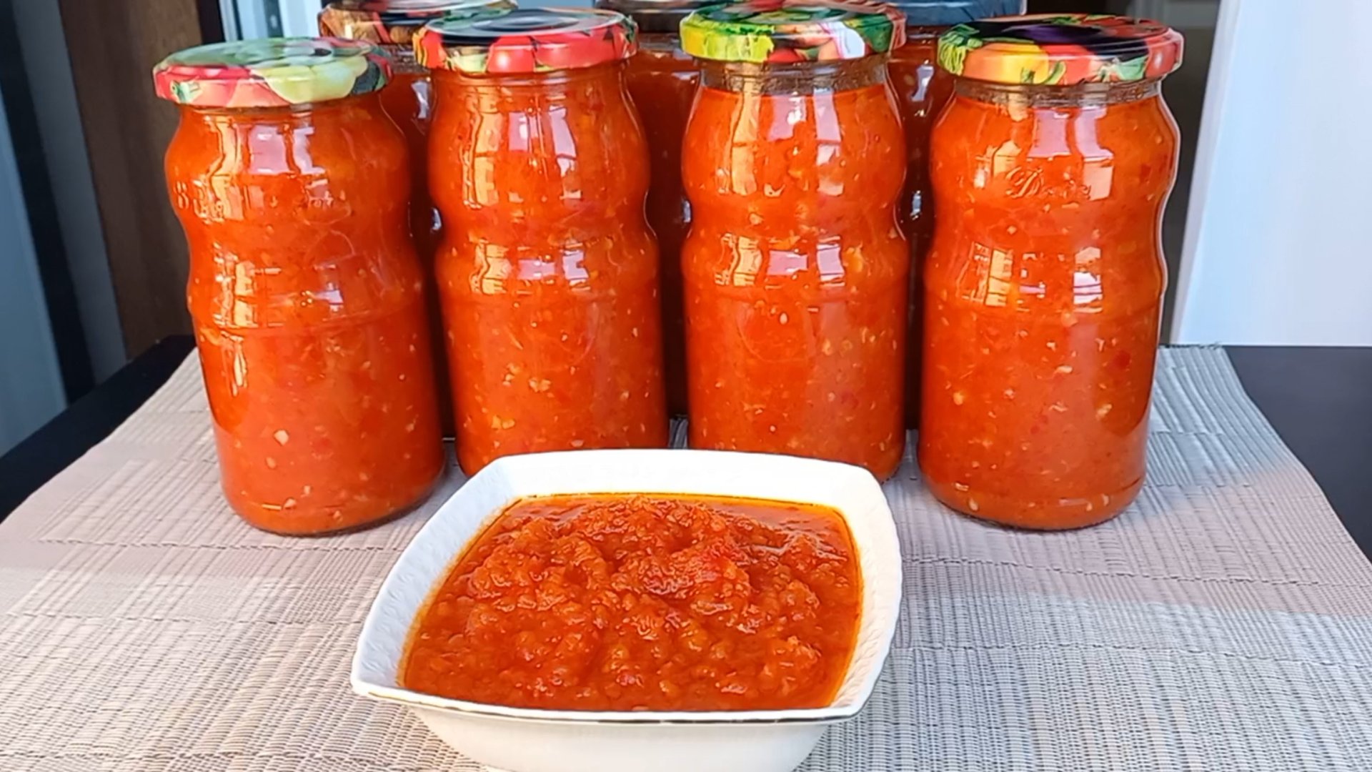 ВКУСНЕЙШАЯ АДЖИКА на зиму Рецепт проверенный Годами! смотреть онлайн