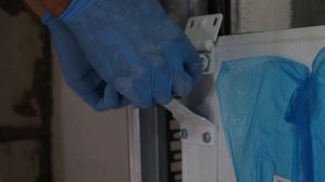 Как установить секционные ворота в гараж своими руками