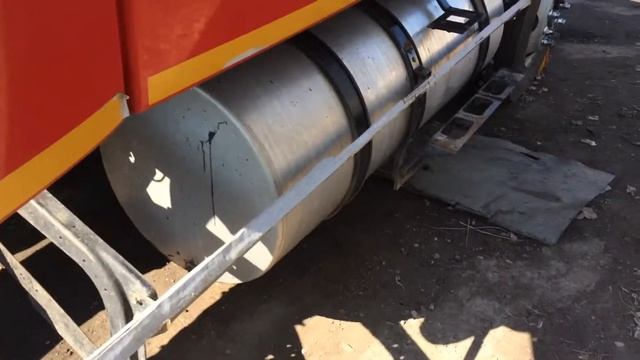 Покраска рамы!! Ремонт часть третья. Вольво ВНЛ 64Т .. смотреть онлайн