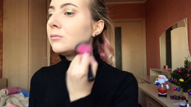 НОВОГОДНИЙ МАКИЯЖ/Макияж на праздник смотреть онлайн