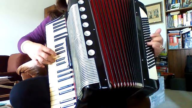 Vintage Scandalli Accordion. 4 Reeds, 120 bass смотреть онлайн