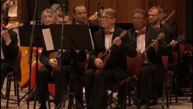 Светлана Маслова - на «Параде дирижёров оркестров русских народных инструментов» в Белгород. смотреть онлайн