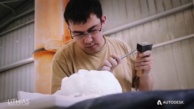 Le buste de Jules César reproduit grâce à un robot смотреть онлайн
