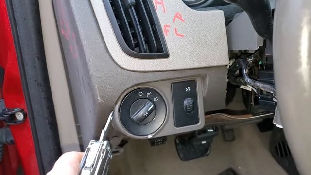 2009 Ford Focus Headlight Fuses, Low Beams, High Beams & Fog Light Fuse смотреть онлайн