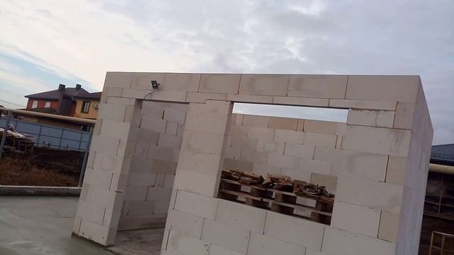 сарай из газобетона