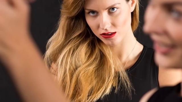 Я тайно зашла в дом и увидела их в душе вместе #историиизмен #любовныйкекс смотреть онлайн