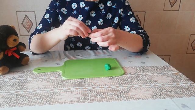 Видео-занятие - Лепка "Миски для 3-х медведей". Для детей младшего дошкольного возраста. смотреть онлайн