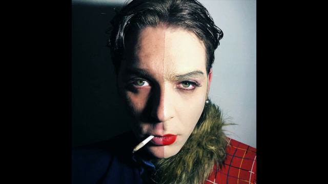 O Mer - Poppy Field Delirium смотреть онлайн