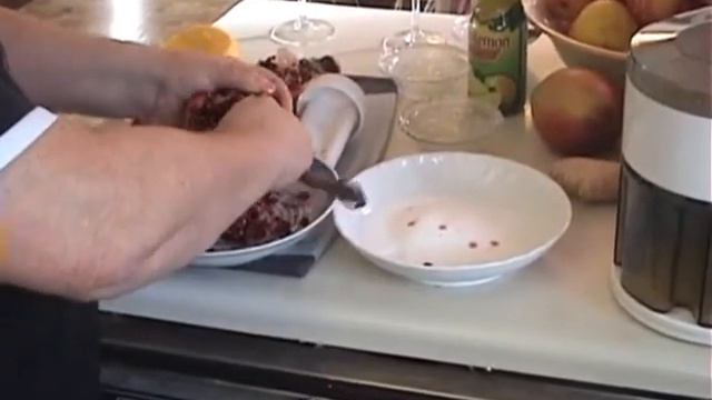 Delicious Pomegranate Fruit Drink смотреть онлайн