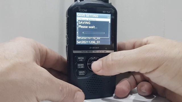 ICOM ID-52 Save Settings SD card смотреть онлайн