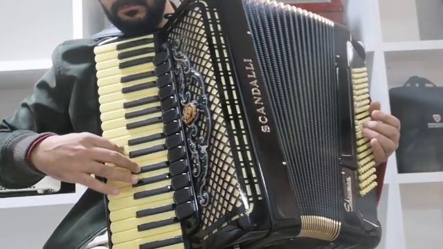 À venda Acordeão Scandalli Showman🇮🇹Vendida ⚠️ смотреть онлайн