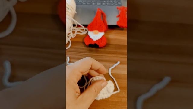 Easy Santa Gnome crochet project you should try #knitting #crochet #crochetprojects #crochetting смотреть онлайн