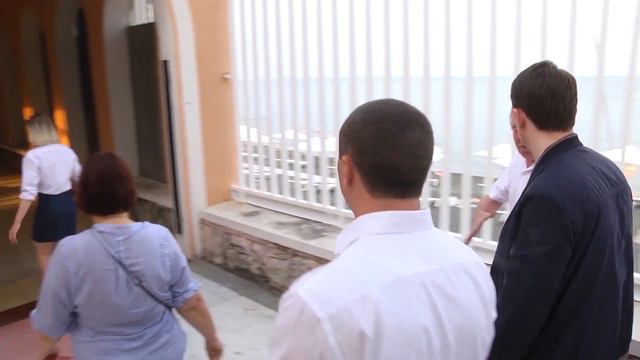 Глава Сочи провёл обход пляжных территорий Адлерского района смотреть онлайн