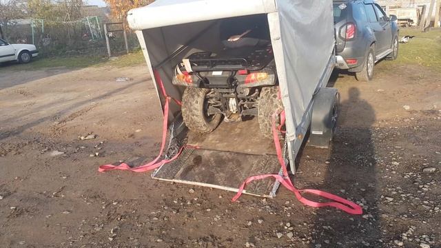 Квадрик Stels 300b в прицепе