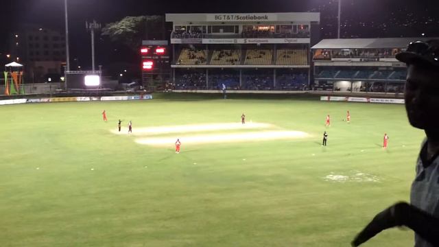 Brian Lara Back in Action смотреть онлайн