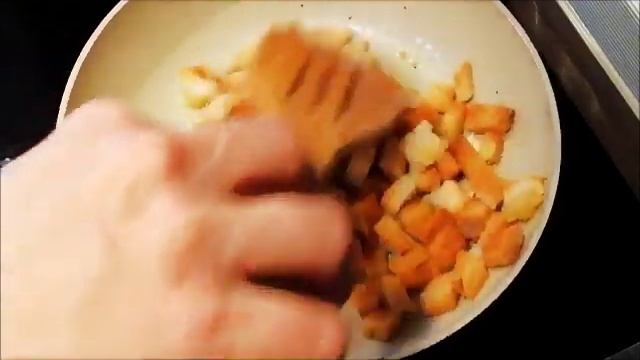 Салат Цезарь с креветками смотреть онлайн