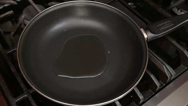 Como hacer Guisar Berenjenas 🍆 - Cocinando con Yolanda смотреть онлайн