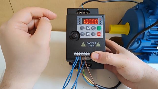 Настройка частотного преобразователя серии Z смотреть онлайн