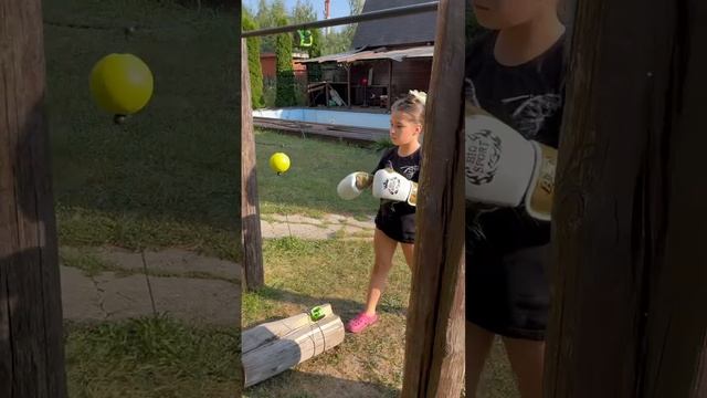 СУПЕР тренажер для единоборств. Груша боксёрская на растяжке. Файтбол смотреть онлайн