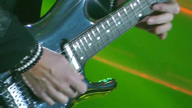 Trans-Siberian Orchestra 11/13/19: 4 - O Come All Ye Faithful/O Holy Night - Green Bay 8pm TSO Joe смотреть онлайн