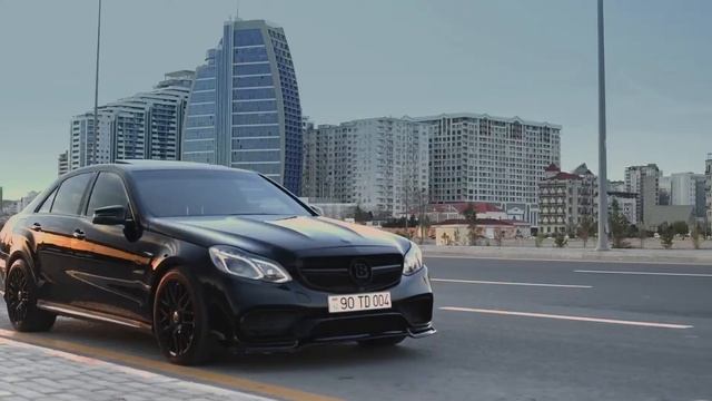 Mercedes E63 brabus rocket by Azart Tuning Baku смотреть онлайн