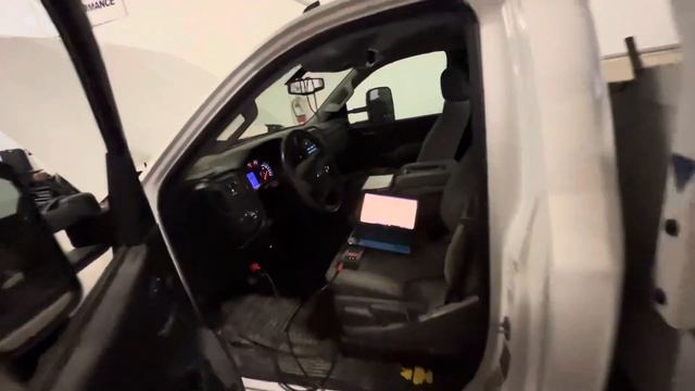 Programming a Chevy Silverado смотреть онлайн