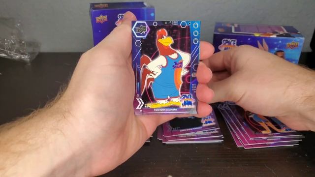 Space Jam Blaster Boxes! Special LeBron James cards! смотреть онлайн