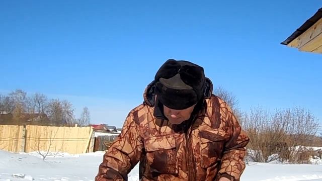 Вспомогательные приспособления пчеловода. смотреть онлайн