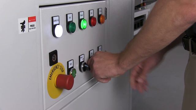 Schleuniger PreFeeder 3300, 4300, 4800 Prefeeding Machine Dereeler Type смотреть онлайн