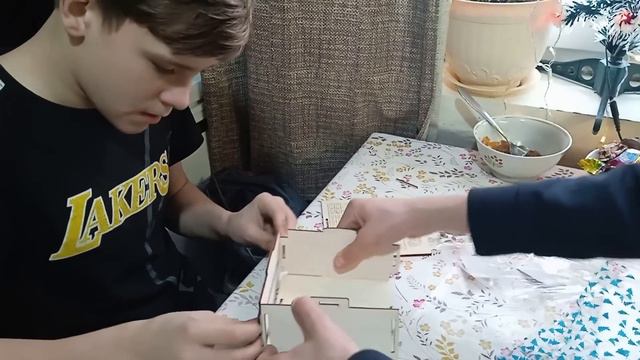 СООБРАЗИТЕЛЬНЫЙ МИША/ПОДАРИЛА РАНЬШЕ/ПЕРОВЫ/ смотреть онлайн