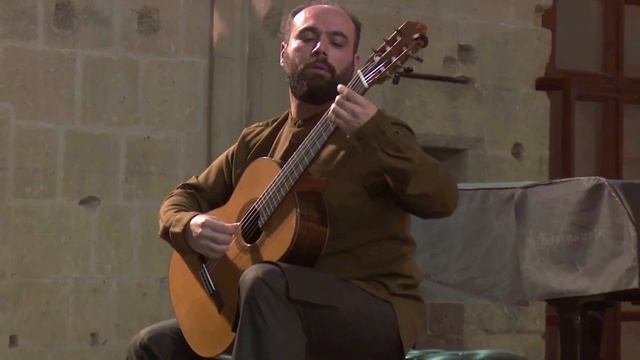 Ozan Sarıtepe plays Bardenklänge Op. 13 Scherzo and Tarantella by Johann Kaspar Mertz смотреть онлайн