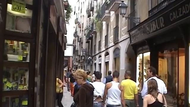 Рамбла - пешеходная улица в центре Барселоны смотреть онлайн