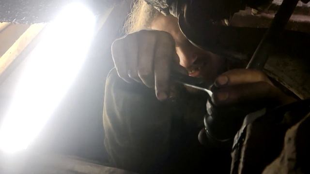 Mercedes-Benz W124 ремонт передней подвески. смотреть онлайн