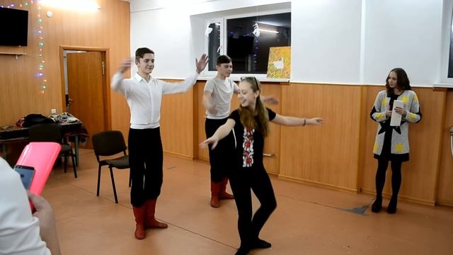 2016 - Новогодний вечер в Народном ансамбле танца РАДОСТЬ смотреть онлайн