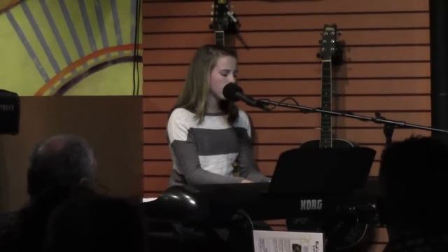 Alexa White - singing/playing piano cover "My Immortal" by Evanescence смотреть онлайн