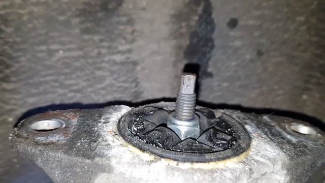 how to replace your rear top mounts on a 2007 mazda 3 mps(speed3) смотреть онлайн