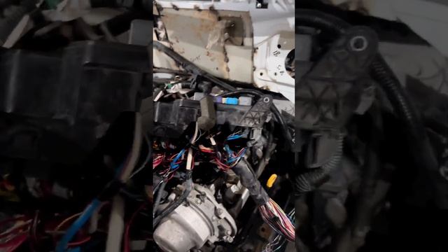 Toyota Sienna Не открывается сдвижная дверь? Do not open the sliding door смотреть онлайн